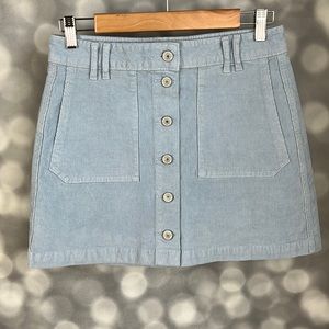NWT American Eagle Outfitters women’s blue button front corduroy skirt. Size 4